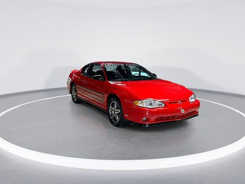 Used 2004 Chevrolet Monte Carlo SS image 2