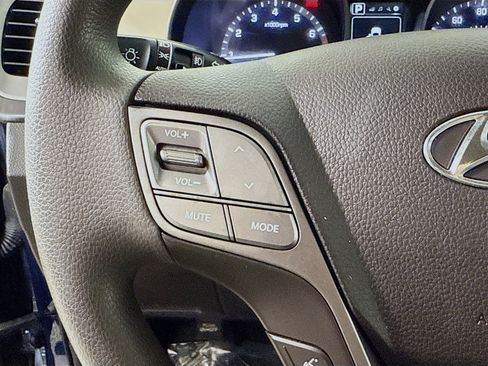 Used 2017 Hyundai Santa Fe Sport image 11