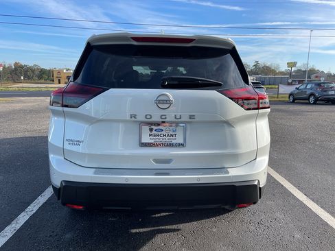 New 2026 Nissan Rogue SV image 21