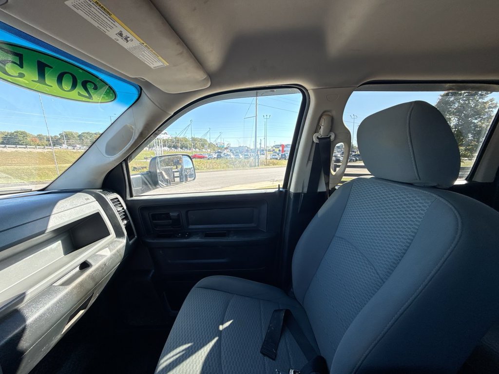 Used 2015 RAM 3500 Tradesman w/ Chrome Appearance Group AWD/4WD image 21