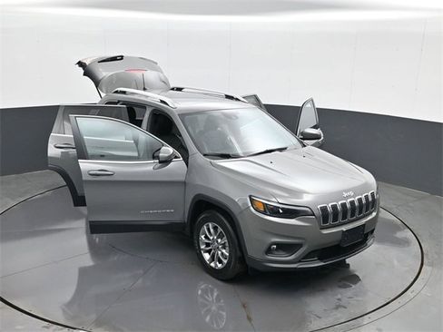 Used 2020 Jeep Cherokee Latitude Lux w/ Comfort/Convenience Group image 29