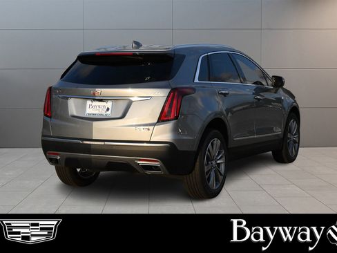 New 2026 Cadillac XT5 Premium Luxury w/ Driver Assist Package image 5