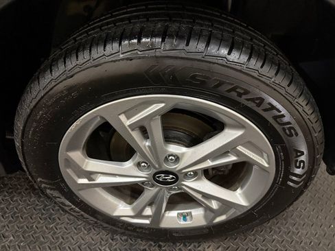 Used 2023 Hyundai Kona SEL image 17