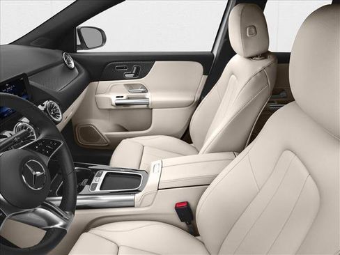 Certified 2025 Mercedes-Benz GLA 250 GLA 250 image 6