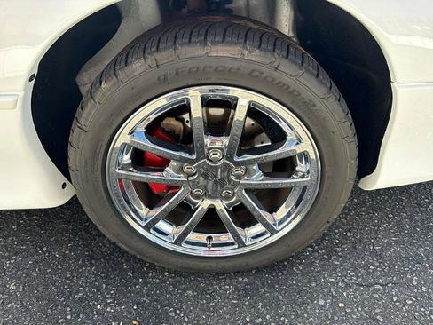 Used 2000 Chevrolet Camaro Z28 w/ SS Performance/Appearance Pkg image 25