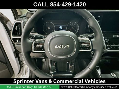 Used 2023 Kia Sorento S w/ Panoramic Sunroof Package FWD image 12