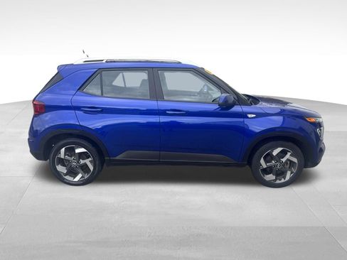 Certified 2023 Hyundai Venue SEL w/ Cargo Package FWD image 9