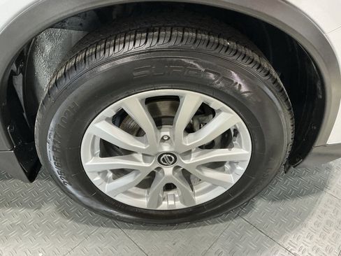 Used 2020 Nissan Rogue SV image 38