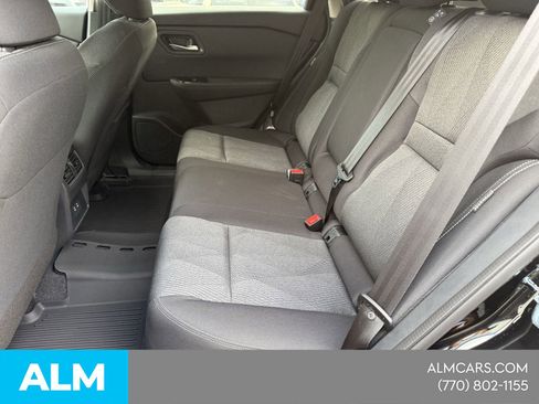 Used 2025 Nissan Rogue SV image 27