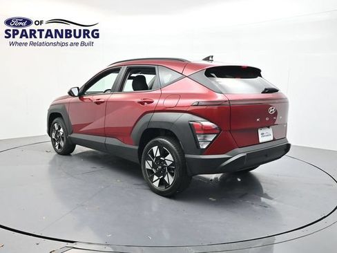 Used 2025 Hyundai Kona SEL AWD/4WD image 5