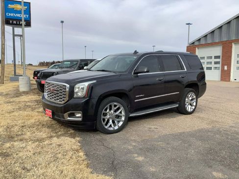 Used 2020 GMC Yukon Denali image 1