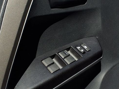 Used 2018 Toyota RAV4 LE w/ All Weather Liner Package FWD image 18
