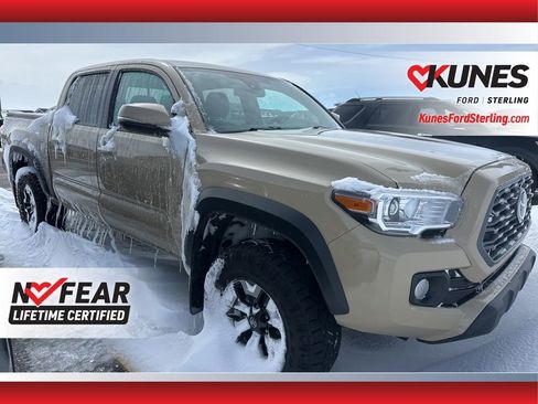 Used 2020 Toyota Tacoma TRD Off-Road image 1