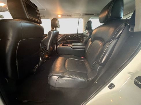 Used 2017 INFINITI QX80 4WD w/ Deluxe Technology Package image 28