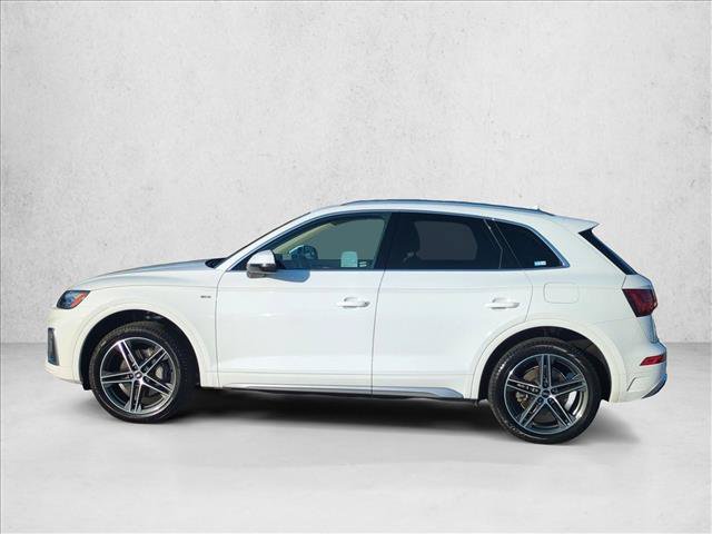 Used 2021 Audi Q5 e Premium w/ Convenience Package AWD/4WD image 9