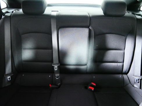 Used 2023 Chevrolet Malibu LT FWD image 13