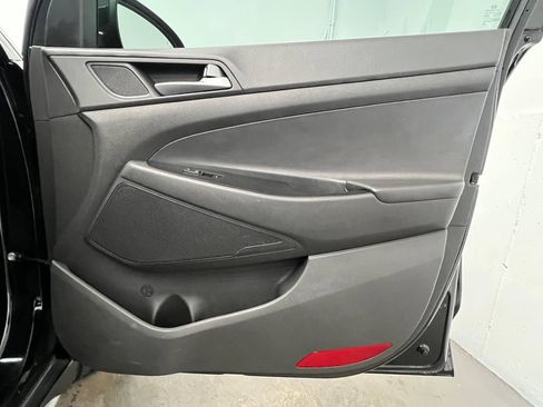Used 2017 Hyundai Tucson Sport AWD/4WD image 11