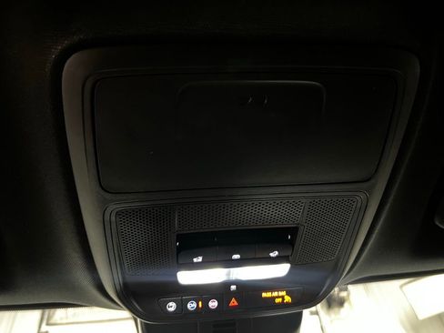 Certified 2025 Chevrolet Traverse Z71 w/ Driver Confidence Package image 28