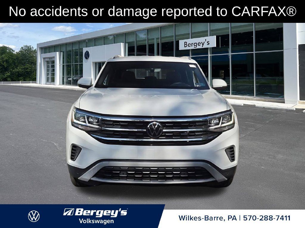 Used 2023 Volkswagen Atlas Cross Sport SE w/ Black Wheel Package AWD/4WD image 2