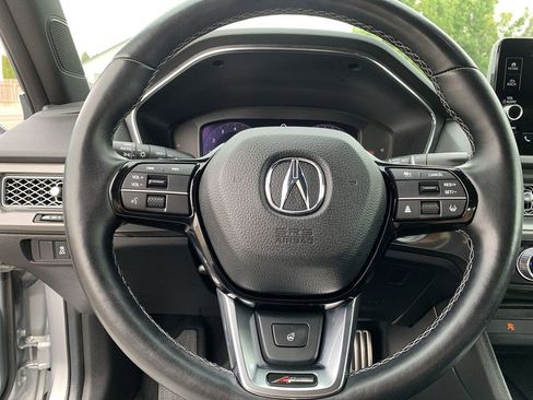 Used 2023 Acura Integra A-Spec image 18