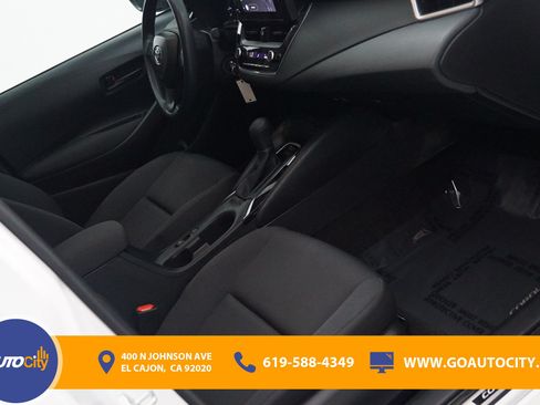 Used 2024 Toyota Corolla LE FWD image 8