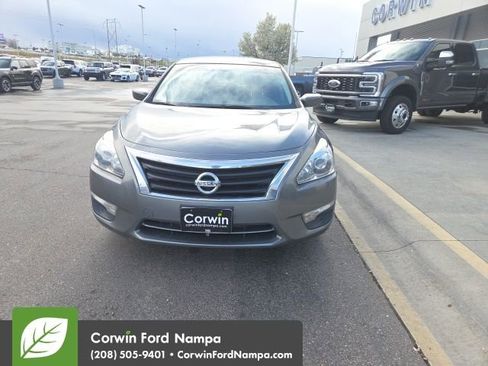 Used 2015 Nissan Altima 2.5 S w/ Power Driver Seat Package image 2