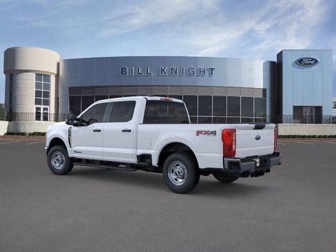 New 2025 Ford F250 XL w/ FX4 Off-Road Package AWD/4WD image 5