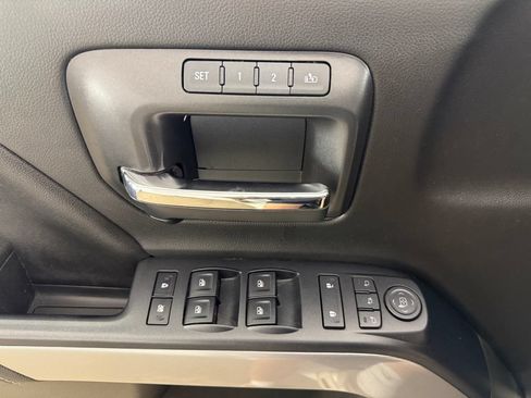 Used 2017 Chevrolet Silverado 1500 LT w/ All Star Edition AWD/4WD image 27