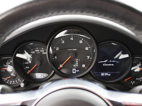 Used 2017 Porsche 911 Carrera image 20