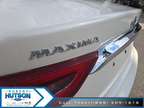 Used 2017 Nissan Maxima Platinum FWD image 23