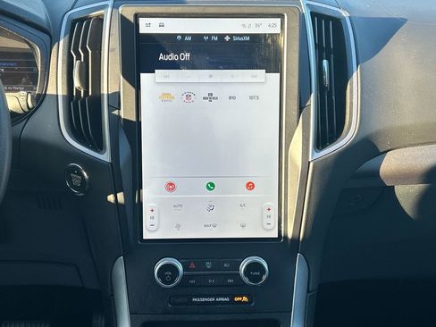 Used 2022 Ford Edge SE w/ Black Appearance Package image 21