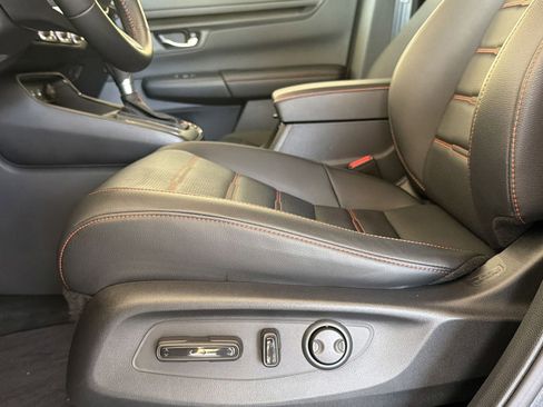 Used 2026 Honda CR-V Sport-L image 13