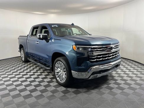 Used 2024 Chevrolet Silverado 1500 LTZ w/ LPO, Dark Essentials Package AWD/4WD image 9