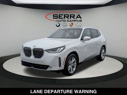 Used 2025 BMW X3 xDrive30i w/ Premium Package image 7