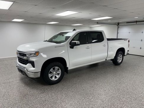 Used 2025 Chevrolet Silverado 1500 LT w/ Work Truck Package image 4