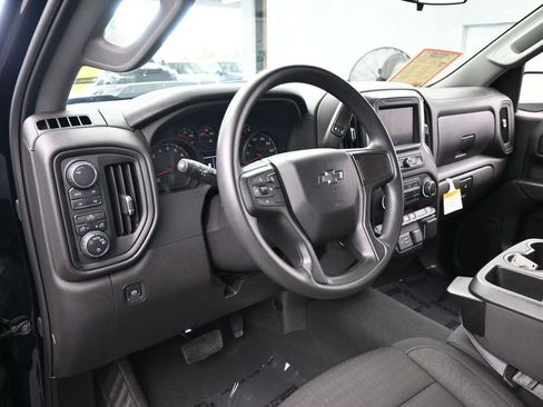 Used 2024 Chevrolet Silverado 1500 Custom Trail Boss AWD/4WD image 10