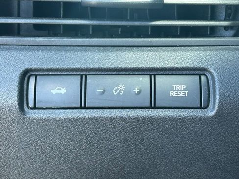 Used 2022 Nissan Altima 2.5 SV FWD image 24