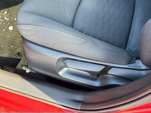 Used 2021 Toyota Corolla SE w/ Special Edition image 19