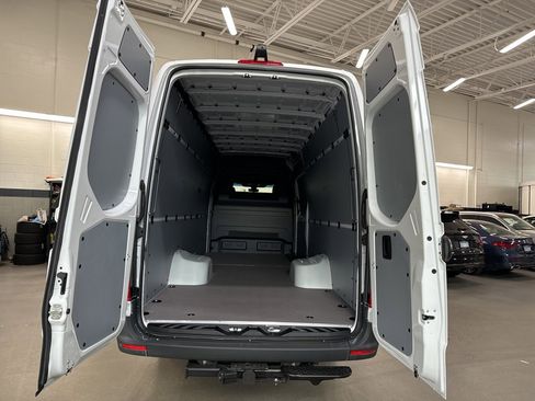 New 2025 Mercedes-Benz Sprinter 3500 image 18