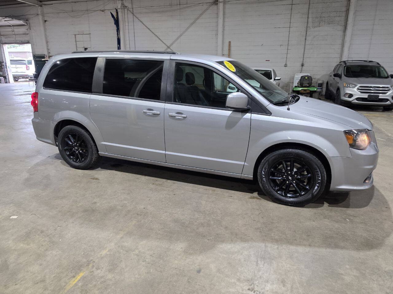Used 2019 Dodge Grand Caravan GT FWD image 16