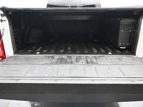 Used 2024 Ford F350 Lariat image 10