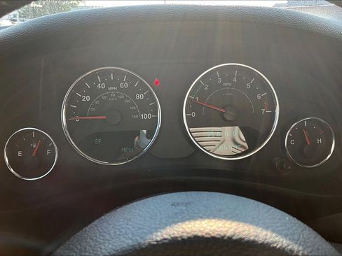Used 2018 Jeep Wrangler Unlimited Sport AWD/4WD image 24
