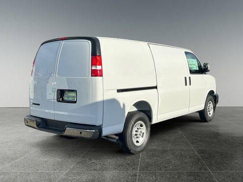 New 2025 Chevrolet Express 2500 w/ Driver Convenience Package image 7