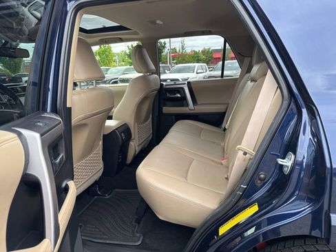 Used 2016 Toyota 4Runner Limited AWD/4WD image 10