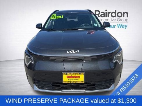 Used 2024 Kia Niro Wind w/ Wind Preserve Package FWD image 2