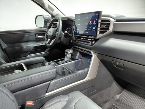 Used 2023 Toyota Tundra Limited image 35