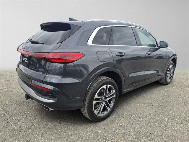 New 2026 Audi Q5 Premium Plus AWD/4WD image 3