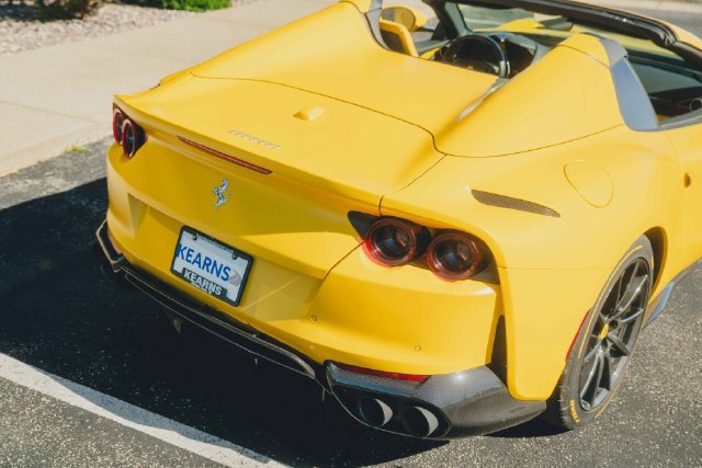 Used 2023 Ferrari 812 GTS RWD image 46