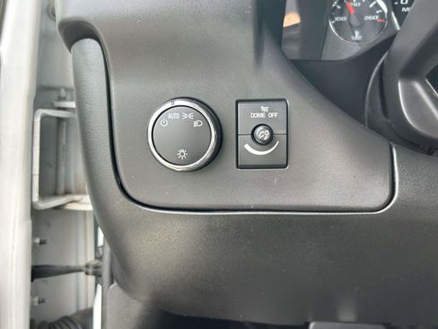 Used 2022 Chevrolet Express 2500 w/ Driver Convenience Package RWD image 19