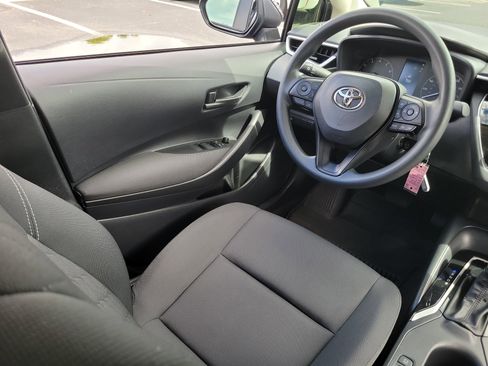 Used 2023 Toyota Corolla LE image 15